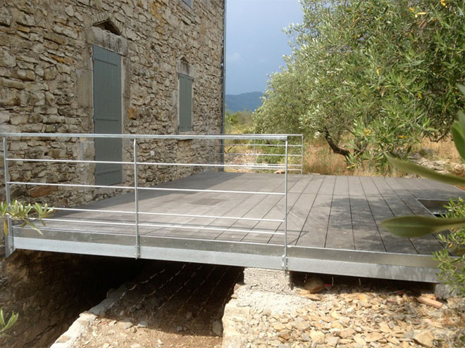 Pergolas terrasses verandas en métal ferronnerie à beaulieu en ardeche méridionale